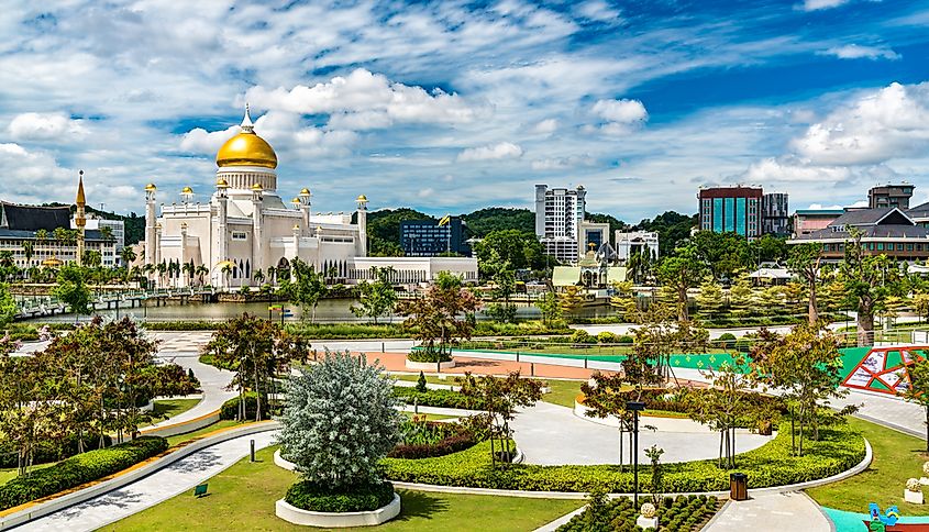 Omar Ali Saifuddien Mosque in Bandar Seri Begawan, the capital of Brunei