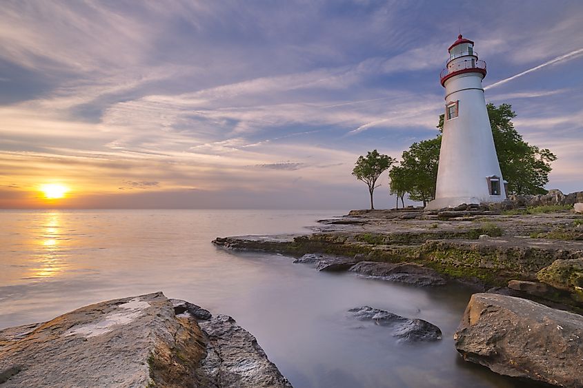 The Marblehead Lighthouse on the edge of Lake Erie in Ohio, USA